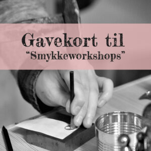 Giv et gavekort til smykkeworkshop, hvor modtager lærer at lave sine egne smykker
